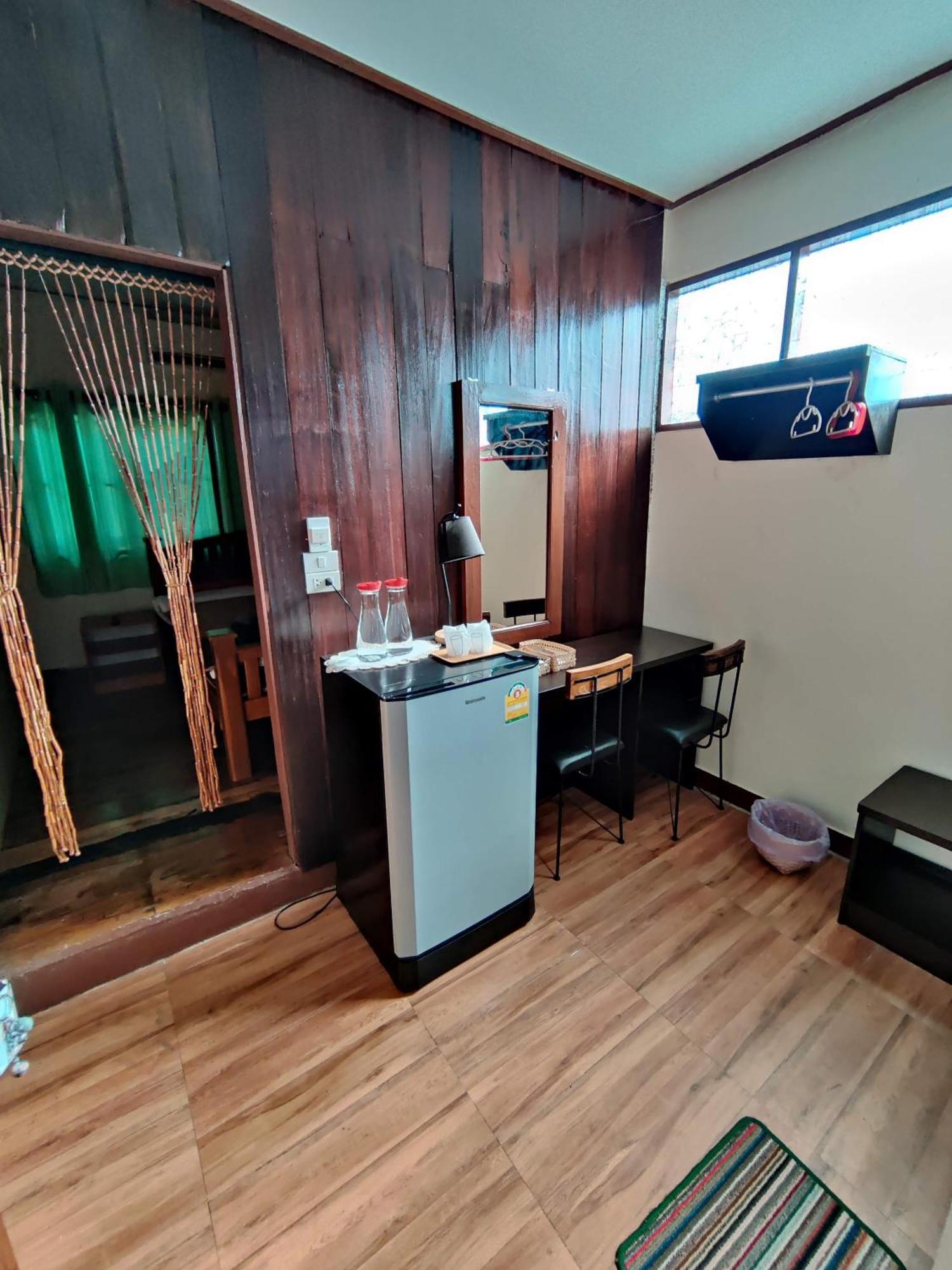 Baan Mai Muang Nan Apartment Екстериор снимка