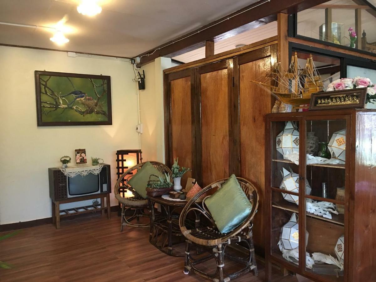 Baan Mai Muang Nan Apartment Екстериор снимка