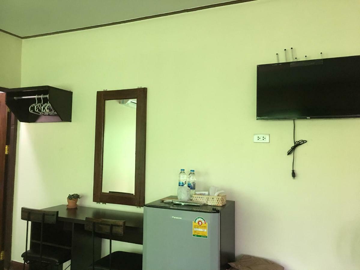 Baan Mai Muang Nan Apartment Екстериор снимка