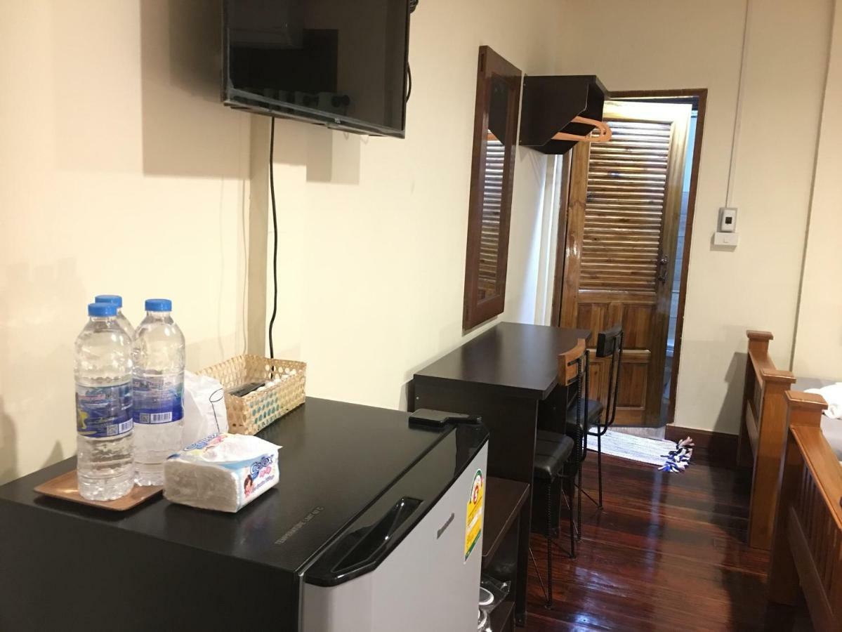 Baan Mai Muang Nan Apartment Екстериор снимка